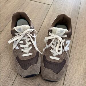 New Balance Women’s Brown Suede Sneakers
